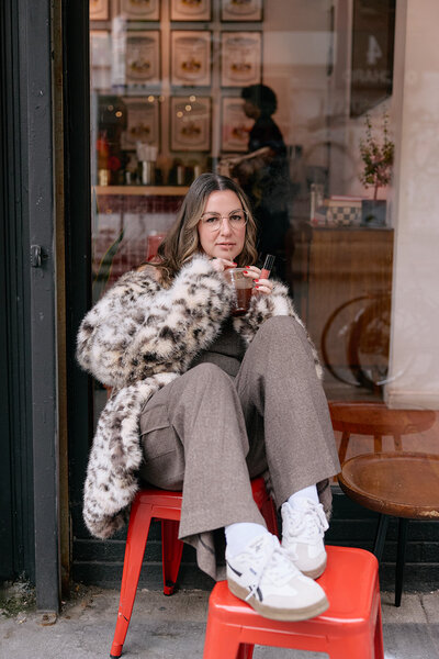 Editorial black and white bridal portrait shot it Pennsylvania