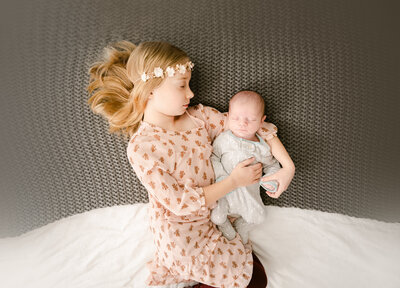 sibling newborn photos at the Princeton MN studio