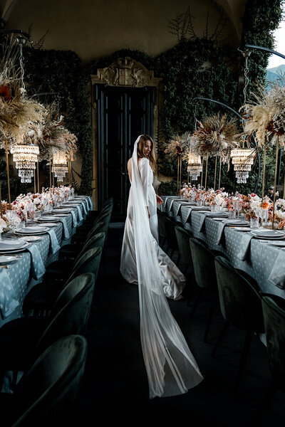 Wedding-ceromony-in-ruins