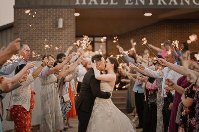 Traditional summer church wedding Rochester MN | Oduma photography -276