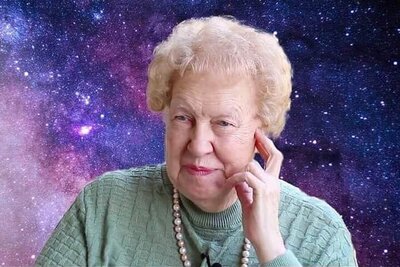 The late Dolores Cannon, founder of Quantum Healing Hypnosis Technique (QHHT), world-renowned hypnotherapist and author