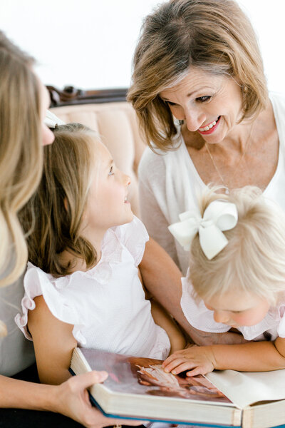 Lumen Room Heirloom Family Shoot | Sami Kathryn Photography | Dallas Portrait Photographer-46