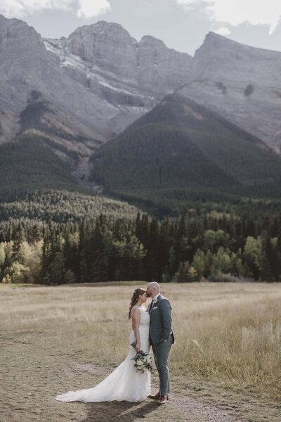 Bride and Groom wedding photos  at acreage wedding in Edmonton, Alberta