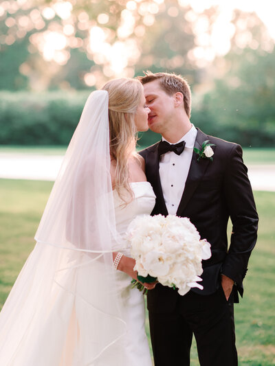 Charleston Wedding Photographers - Best Wedding Photographers in Charleston, South Carolina