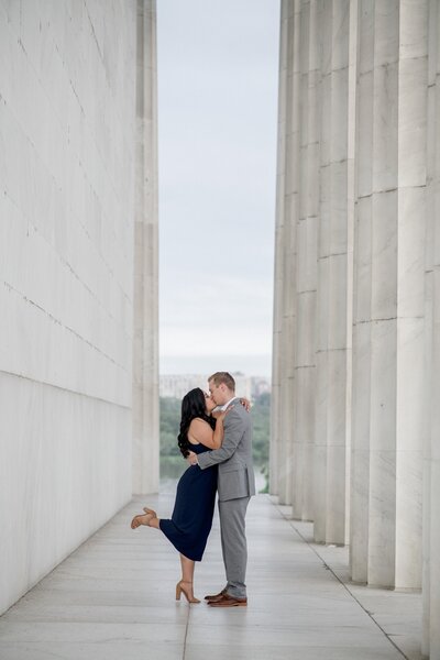 Lincoln memorial engagement photo at sunrise in Washington D.C.