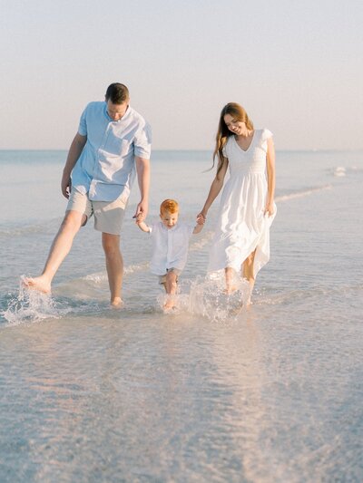 Wade family beach family session St. Pete, Florida