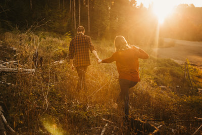 EMILY_VANDEHEY_PHOTOGRAPHY_--_Christian_+_Grace_--_Engagement_--_Tillamook_State_Forest_--_Oregon_--_Previews-6