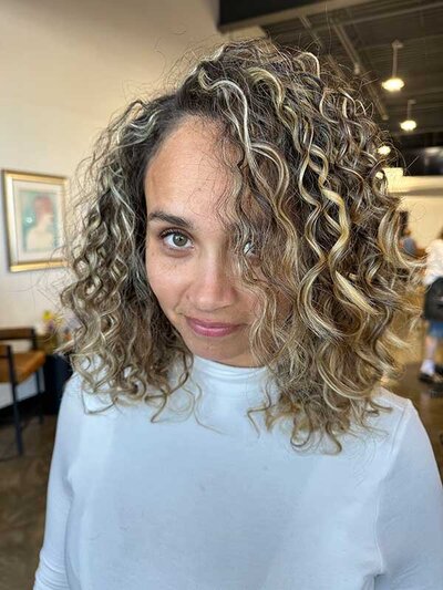 Safe highlights for curly hair short