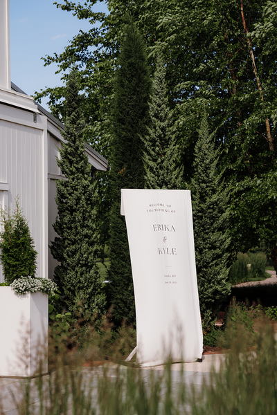 Explore photography packages for weddings, families, seniors & boudoir. Minnesota photographer capturing true-to-life, fun, and timeless memories.