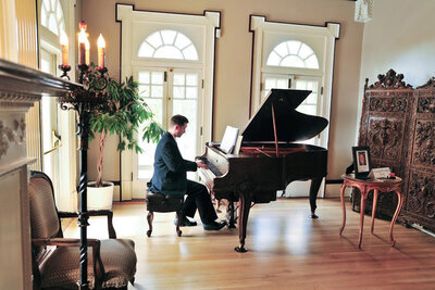 Live wedding and event pianist denver