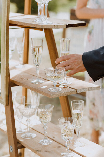 le peaches and cream wedding cocktail hour champagne toast