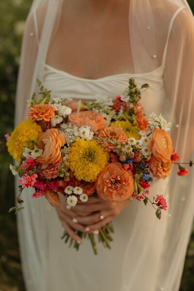 detail shot of bride's bouquet in pei