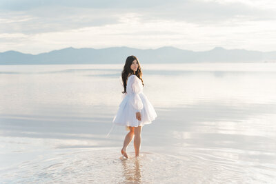 Chelsea and Darryl elope at sunset in the gorgeous mountains of Asheville North Carolina.