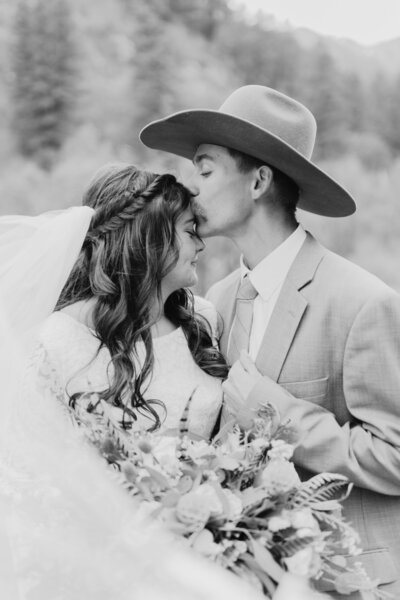 Kolob Canyon is a gorgeous backdrop for bridals taken in the red rocks of Utah by a Utah Wedding Photographer.
