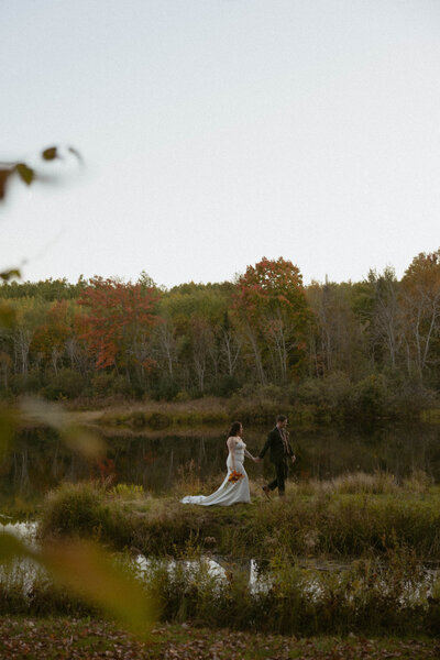 haley-elijah-sneaks-84