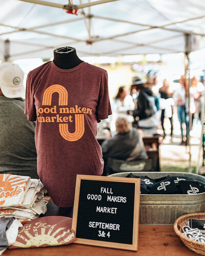 Eastern Iowa's Hippest Vintage and Handmade Market. Shop handmade artisan goods, score some amazing vintage, shop our on-trend mobile boutiques, eat from our delicious food trucks and listen to local live music.