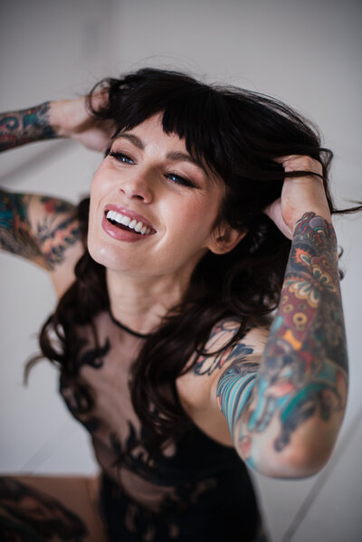 Learn about the personalized boudoir photography experience.