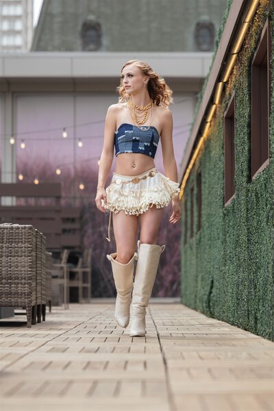 sarahelizabethcrew-fashionhonorsautism2025-cinderandivory-119_websize