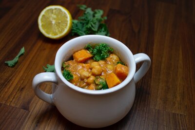 pantry-chickpea-curry-recipe