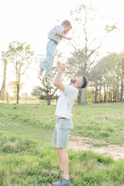 Raliegh-NC-spring-Mini-Session-Magnolia-and-Grace-Photography-Co-HeatherS# (1)-9
