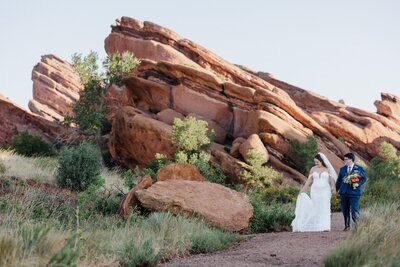 Couple elopes at one of Colorado's best intimate wedding locations.