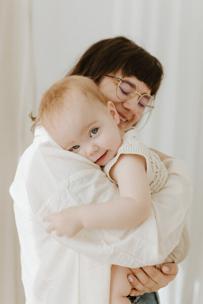 Intimate motherhood fotograaf Gezinsfotograaf Newborn fotograaf pictures by jess Sint-Niklaas zwangerschapsfotografie Temse - Kruibeke