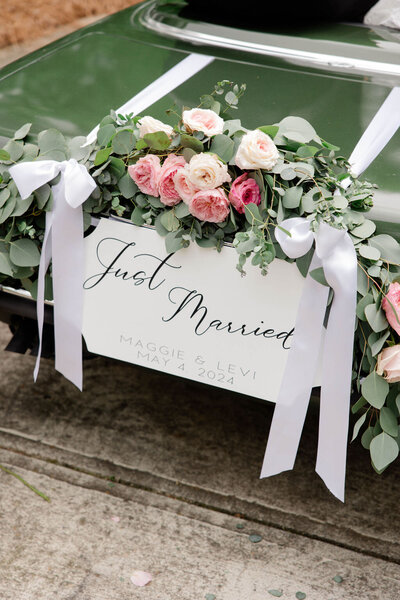 vintage car atlanta wedding