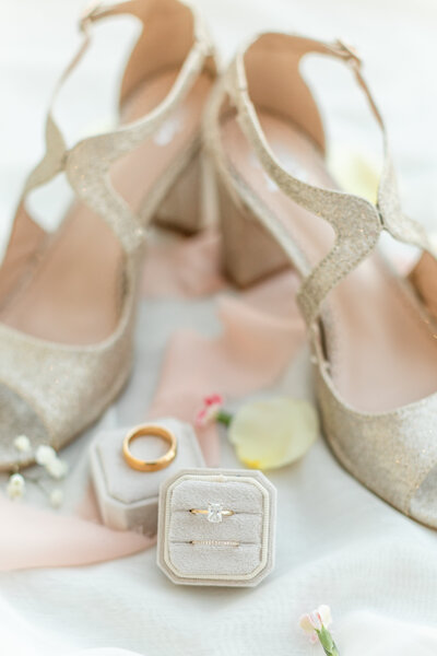 gold sparkly wedding shoes