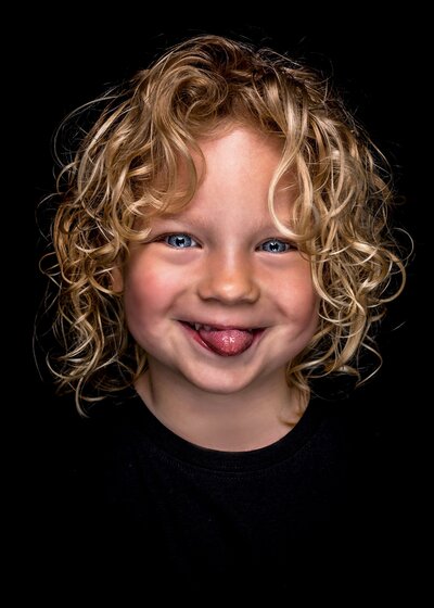 Kind portret foto blond meisje