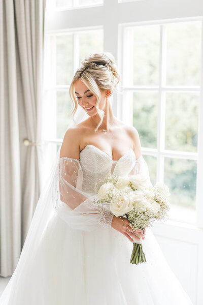 Bride and groom celebrate at foxtail barns