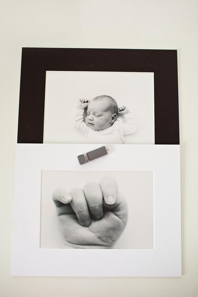 Matted images and usb of navarre newborn