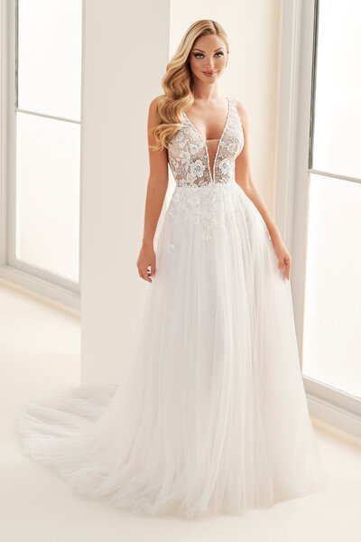 Daphne's bridal boutique online