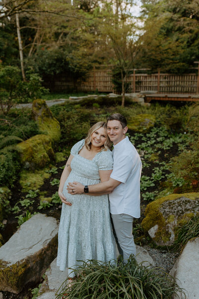 PNW Natural Candid Documentary Family Maternity Baby Pregnancy Announcement Photo shoot in Seattle Bellingham Washington, Couples Mom and Dad, Luxury Maternity Photographer