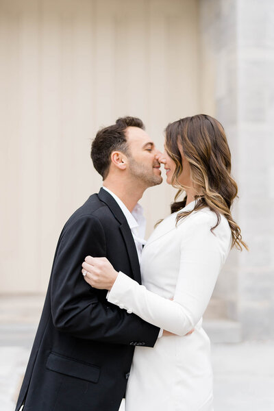 Kirsten Ann Photography specializes in wedding, engagement, and editorial photography. Kirsten has photographed engagements at numerous different locations, including Valley Forge National Park.