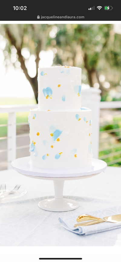 White Modern Cake Stand