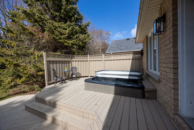 24 Worthington deck (7)