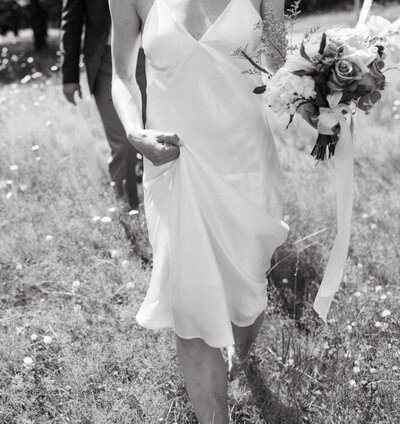 Outdoor Wedding and elopement photographer