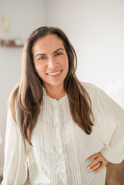 Dora Jurisic, LMFT providing couples therapy in Hermosa Beach and online in California
