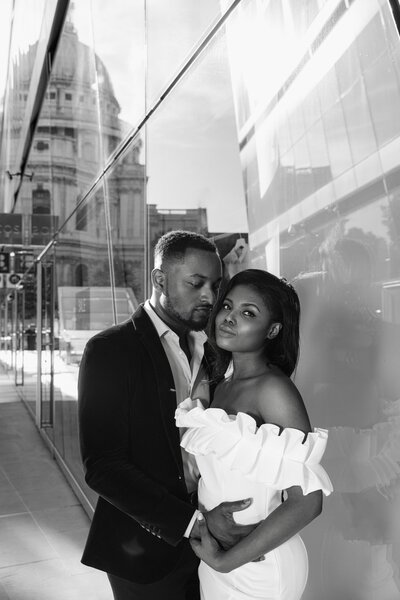 cute-image-of-couple-posing-for-London-elopement-photographer-st-paul's-cathedral-1301-Hadi Photography