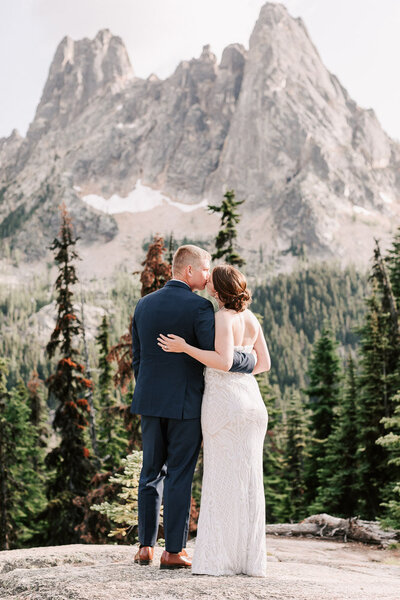 Seattle Elopement Photographer