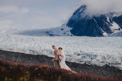 Alaska-Fall-Helicopter-Elopement-A&C_12