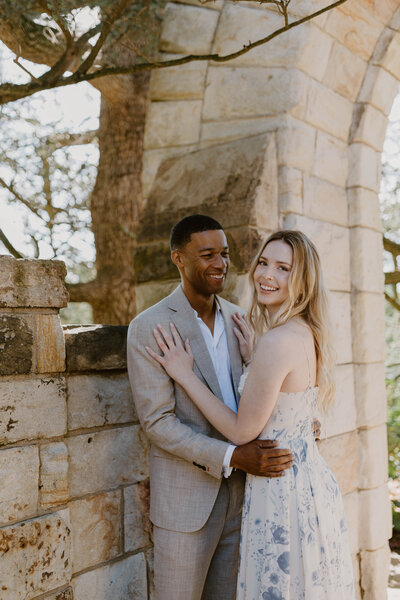 bride-and-groom-under-arch