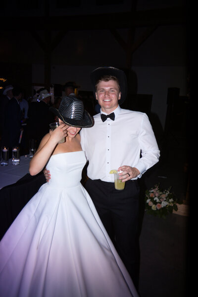 Lainie Arnold Photography - Madison + Devin Wedding Previews-187