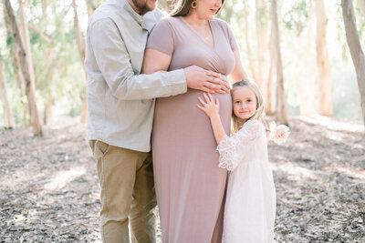 Pregnancy photoshoot, taken in Lake Forest, California by Amy Captures Love at Serrano Creek Park.