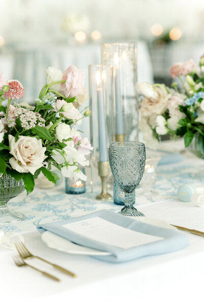 fine-art-wedding-tablescape