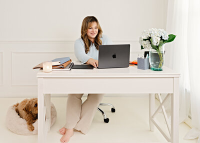 Charleston Brand Photographer promoting small business