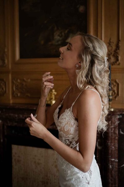 Huwelijksfotografie, Trouwfotograaf twente, trouwfotograaf oldenzaal, trouwfotograaf overijssel, BEAU À BO, intieme trouwfoto's, pure foto's