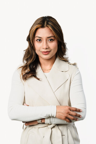 Sacramento Headshot for a woman, arms crossed