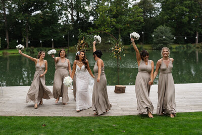 Worcestershire Wedding Photographer with bridal party at Kent wedding