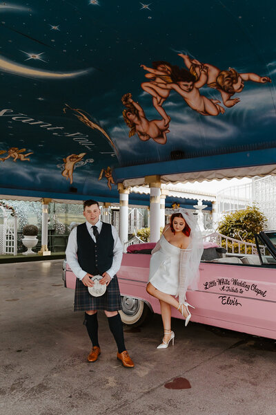 LasVegasPhotographerWestAvenue_VegasElopement_LittleWhiteChapelEllopement_12_websize